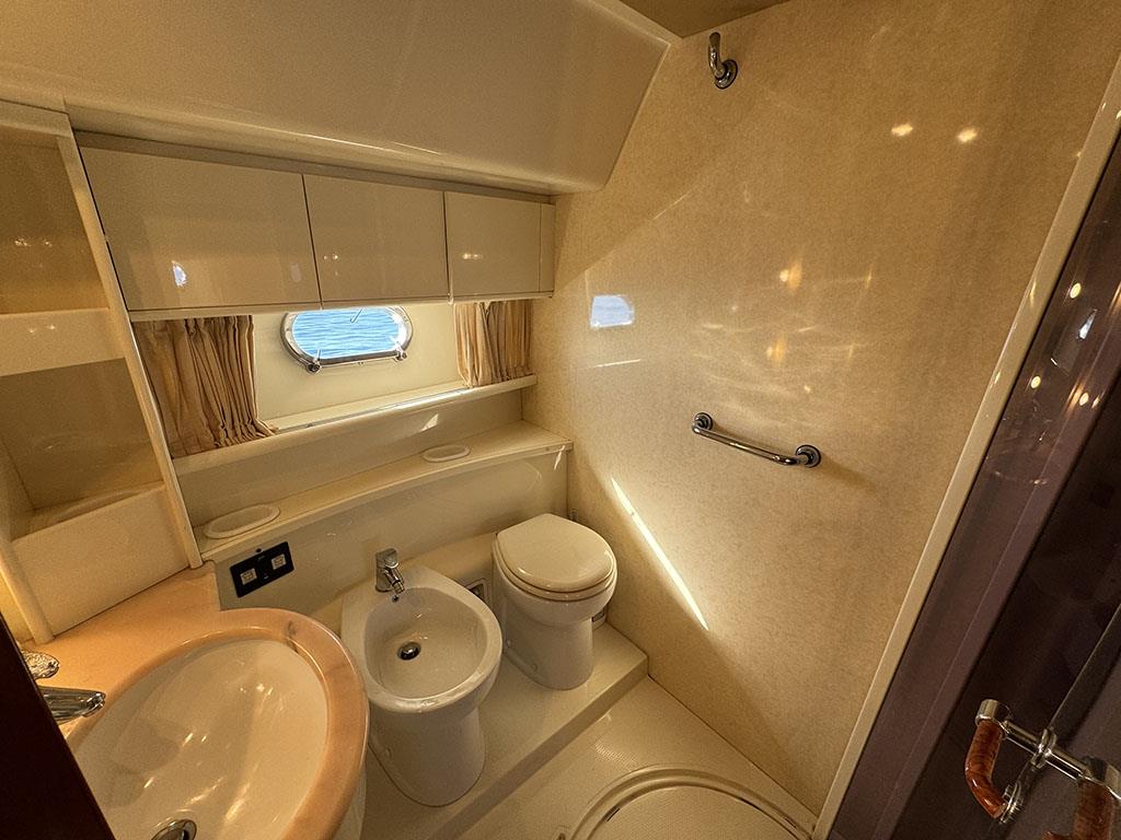 1999 FERRETTI YACHTS 53 